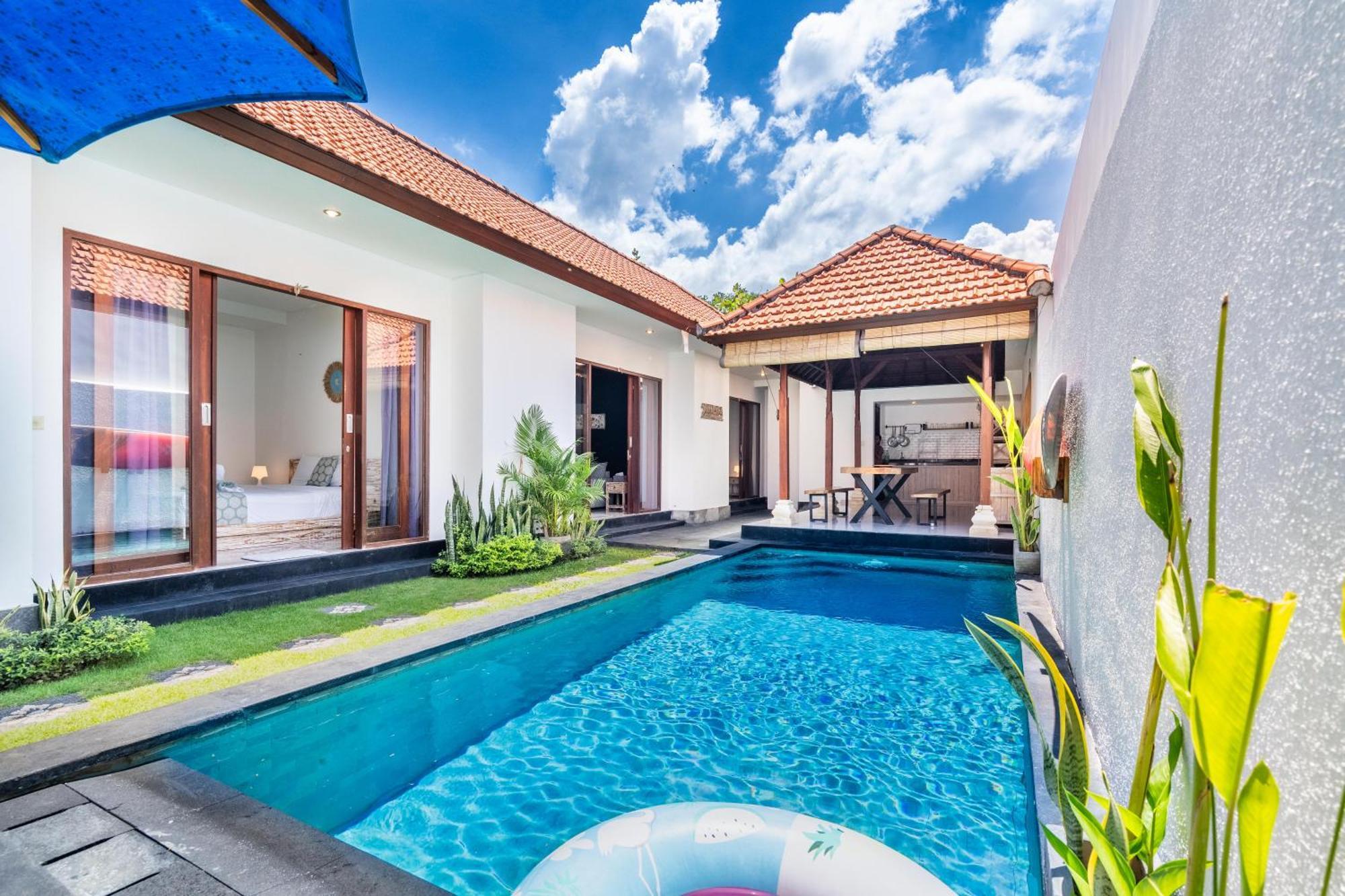 4-Bedroom Pool Villa Near Seminyak Center 외부 사진